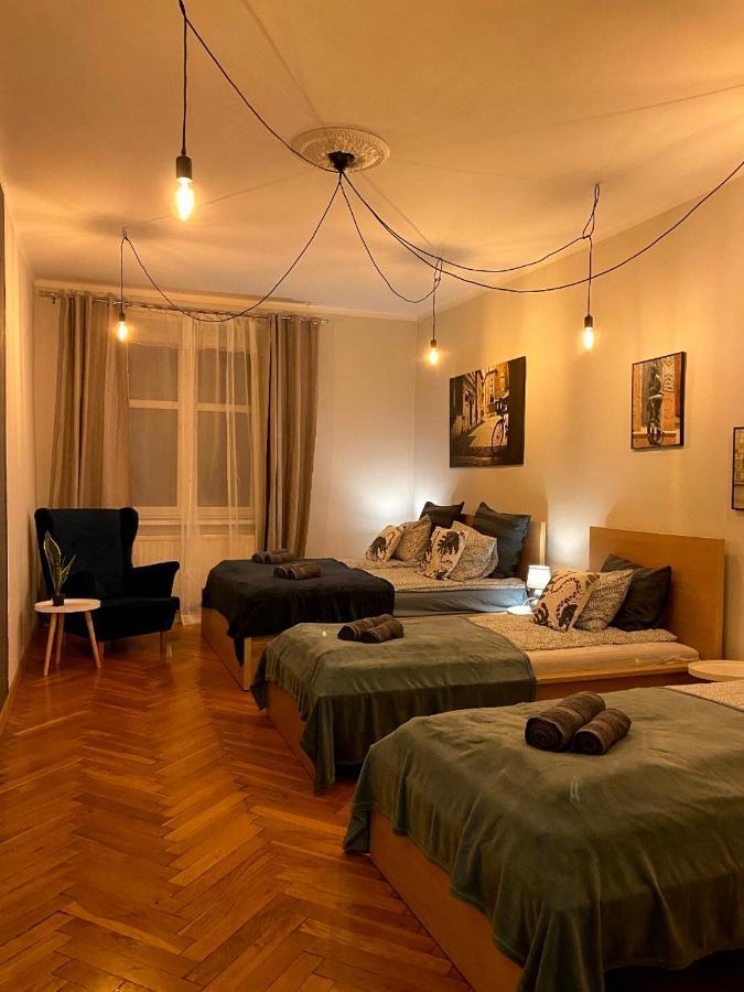 Ferienwohnung Lares And Penates Krakau Exterior foto