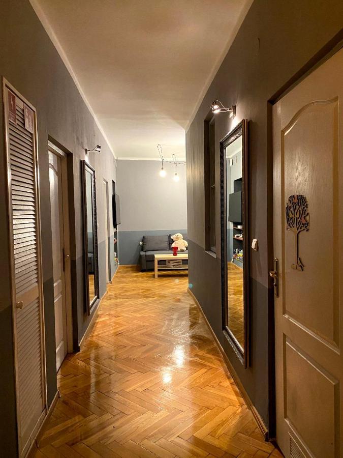 Ferienwohnung Lares And Penates Krakau Exterior foto